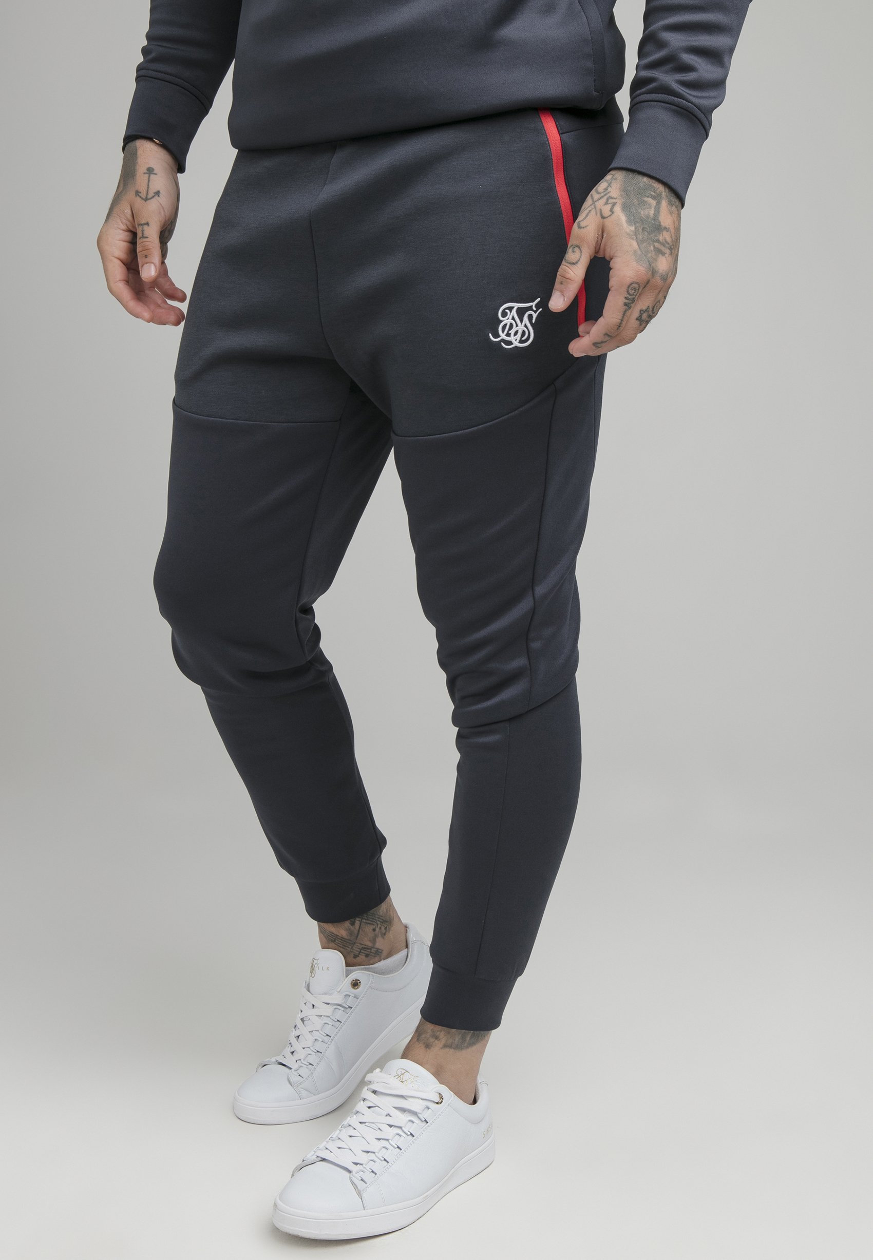 SIKSILK Pantalones deportivos - navy slate, red/azul marino - Zalando.es