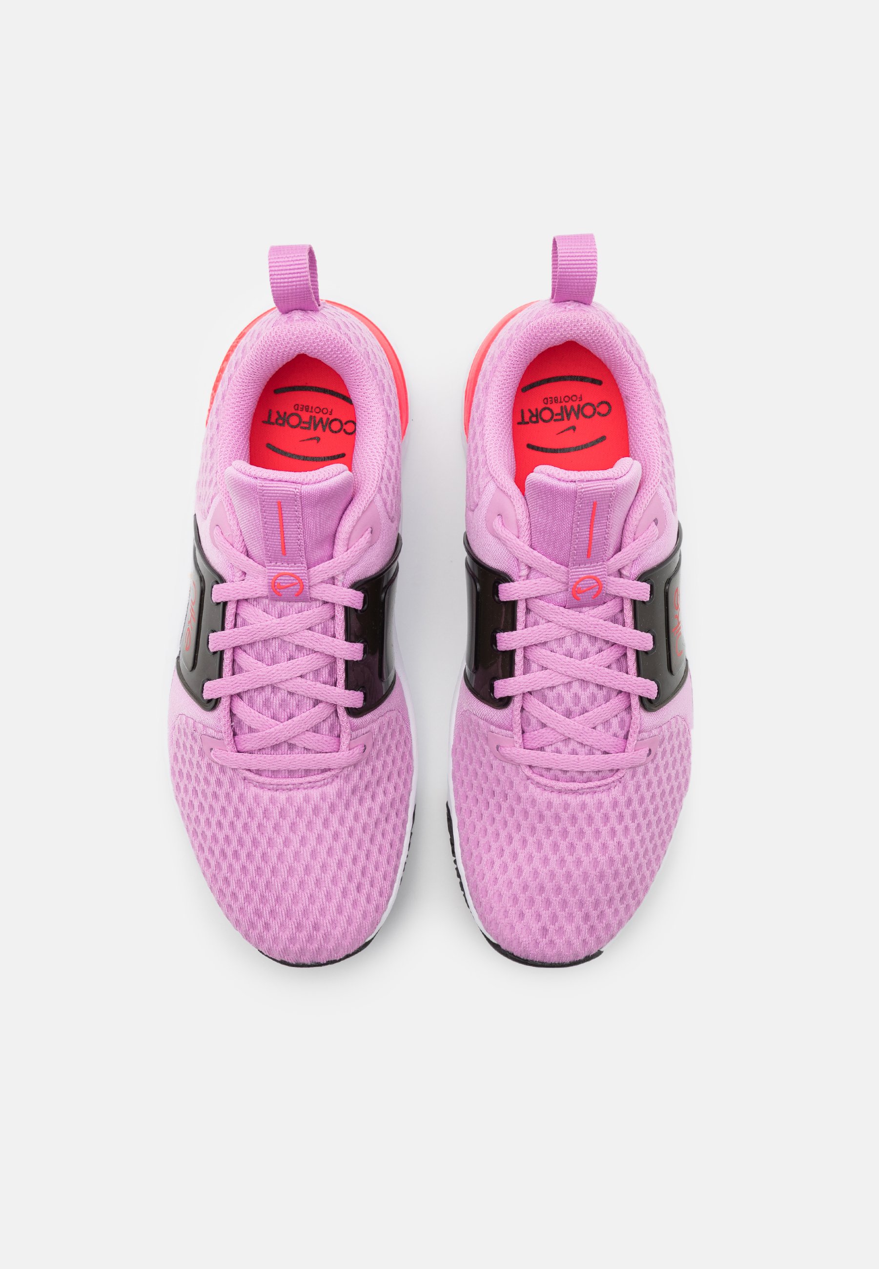 Nike Performance RENEW IN-SEASON TR 10 - Trainingsschoen - beyond  pink/black/flash crimson/white/donkerroze - Zalando.nl