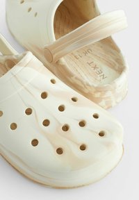 Next CHUNKY- REGULAR FIT - Sabots - neutral marble