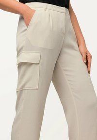 Ulla Popken Cargobroek - beige