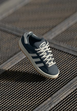 adidas Originals CAMPUS 00S W - Skate shoes - onix/core white