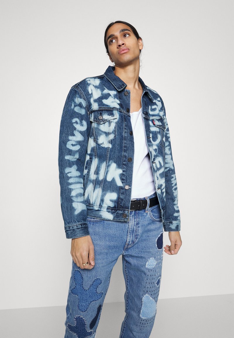 Levi's® TRUCKER - Spijkerjas - blue denim/light blue