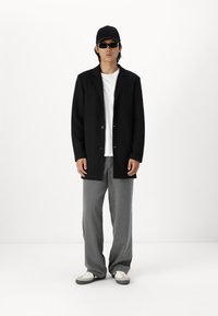 Jack & Jones PREMIUM JPSTBILL JJCAPRA - Kelnės - grey