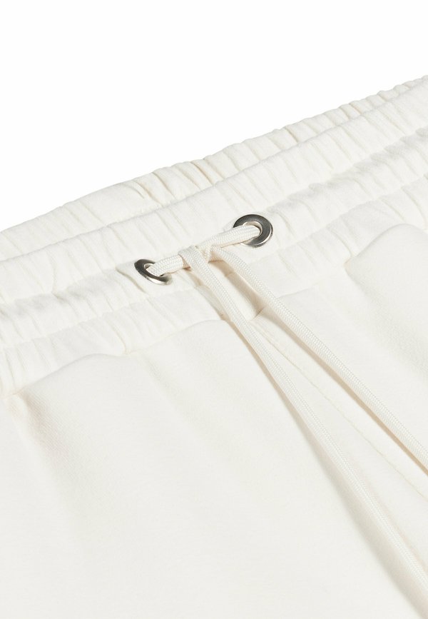 ETOM - Tracksuit bottoms - natural eighteen2