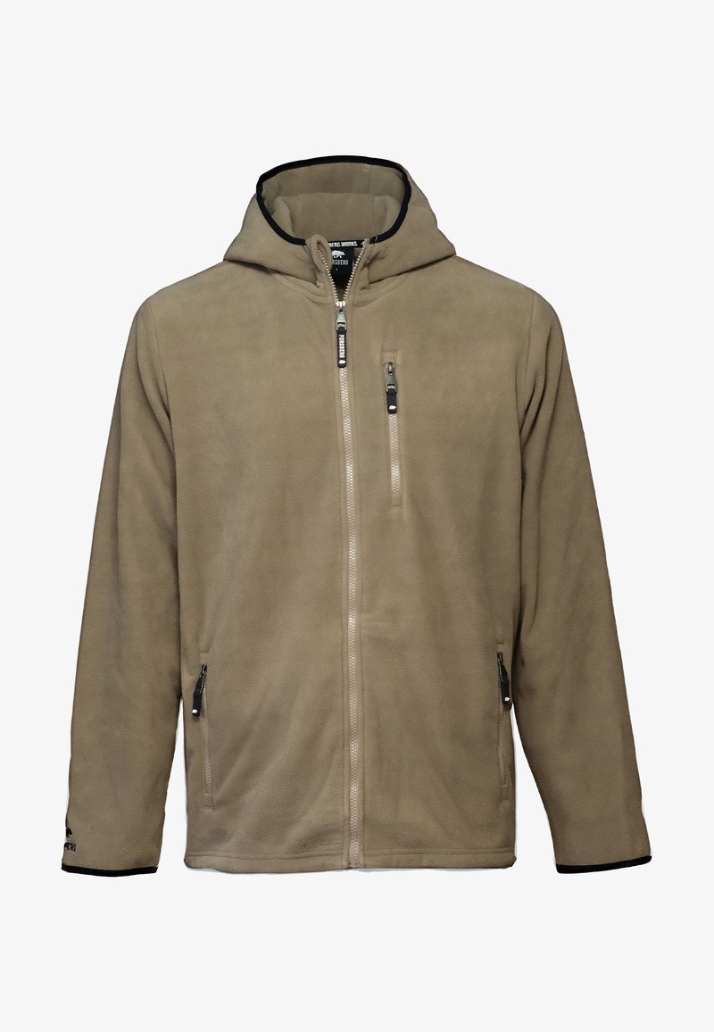 Beige Fleecejacke mit Kapuze, ausgestattet mit einem durchgehenden Reißverschluss und drei Reißverschlusstaschen. Sie hat schwarze Abschlüsse an der Kapuze und den Bündchen.
