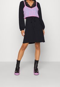Vero Moda Denní šaty - black