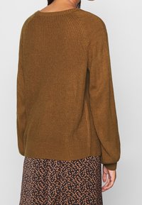 VILA Strickpullover - brown