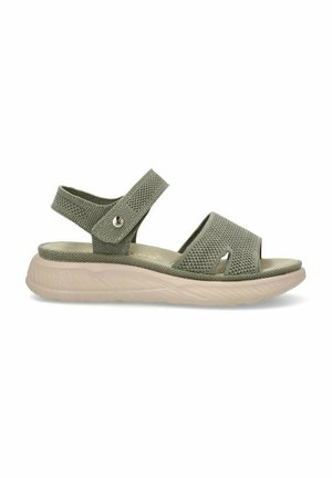 Sandalias de tela verdes con correas cruzadas, correa trasera ajustable y una suela acolchada beige clara con detalles texturizados.