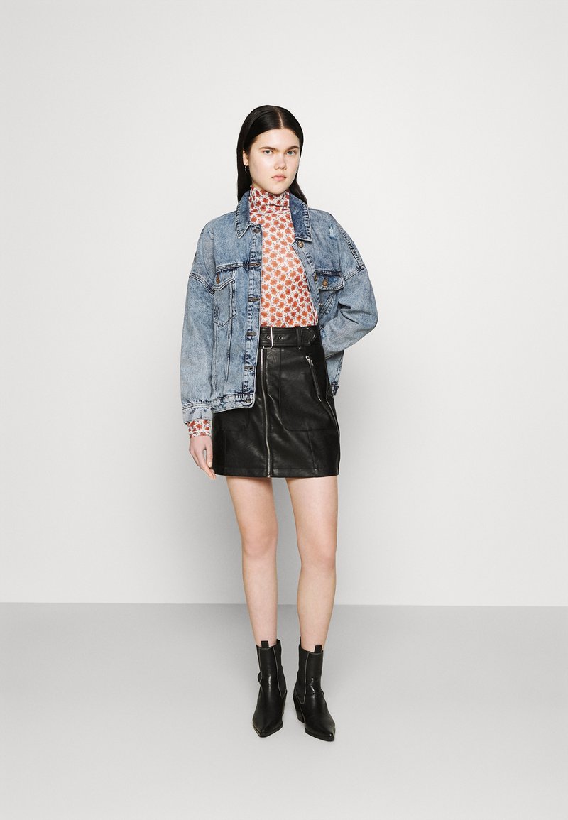 Damen Leichte Jacken | ONLY ONLSAFE LIFE OVERSZE Jeansjacke medium blue denim/blue denim - VB57645 Damen Leichte Jacken | ONLY ONLSAFE LIFE OVERSZE Jeansjacke medium blue denim/blue denim - VB57645