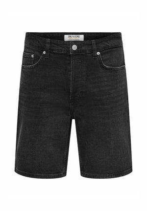 Sorte denimshorts med knapper og lynlås foran, bæltestropper, to forlommer og en synlig label på indersiden af linningen.