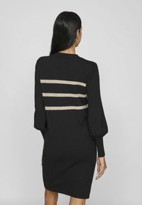 VILA MIDI - Stickad klänning - black