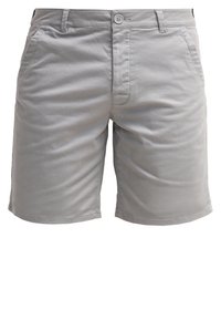 Shorts décontractés pour homme gris clair avec fermeture bouton et zip, poches latérales et passants de ceinture, confectionnés dans un tissu lisse.