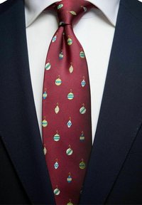 John Henric Solmio - burgundy