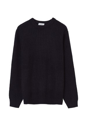 Maglione a maglia di un blu navy scuro realizzato in un tessuto morbido. Presenta una texture a coste, maniche lunghe e un collo arrotondato. Design semplice e versatile.