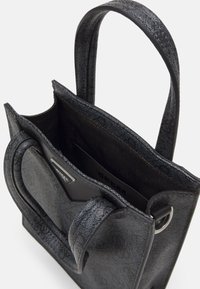 Guess VEZZOLA UNISEX - Kabelka - black