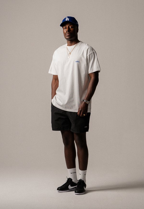 ART LOGO TEE UNISEX - Print T-shirt2