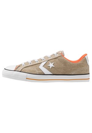 Matalavartiset tennarit - beige