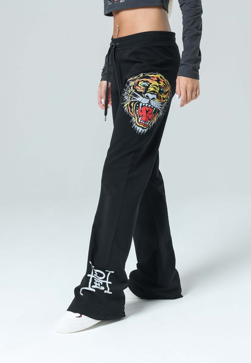 Ed Hardy Death Before White Trucker Hat