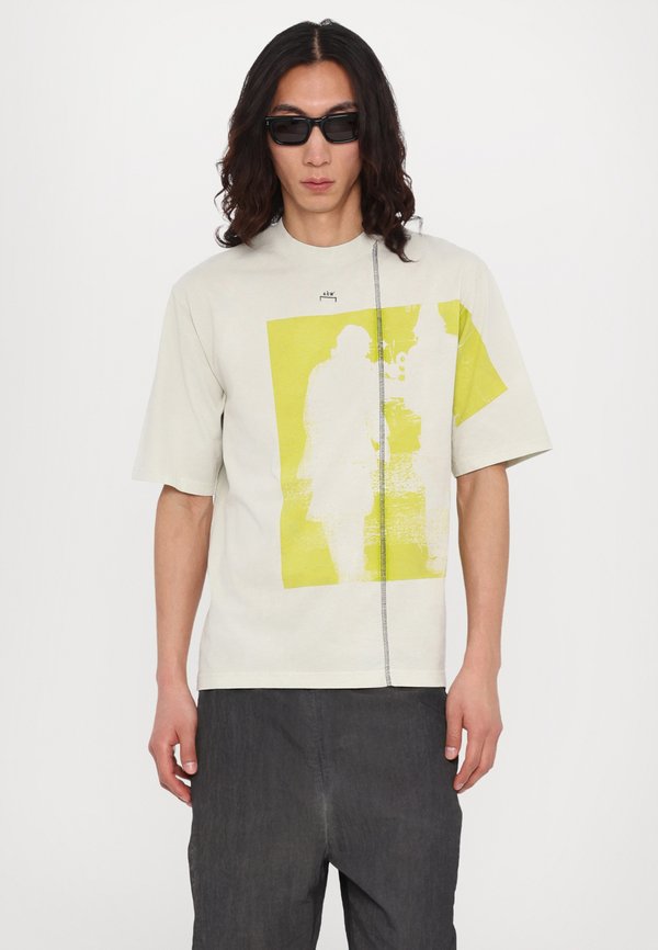 DECIBEL - Print T-shirt - beige bone2