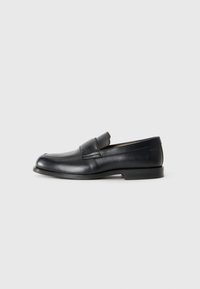 Slippers - triple black
