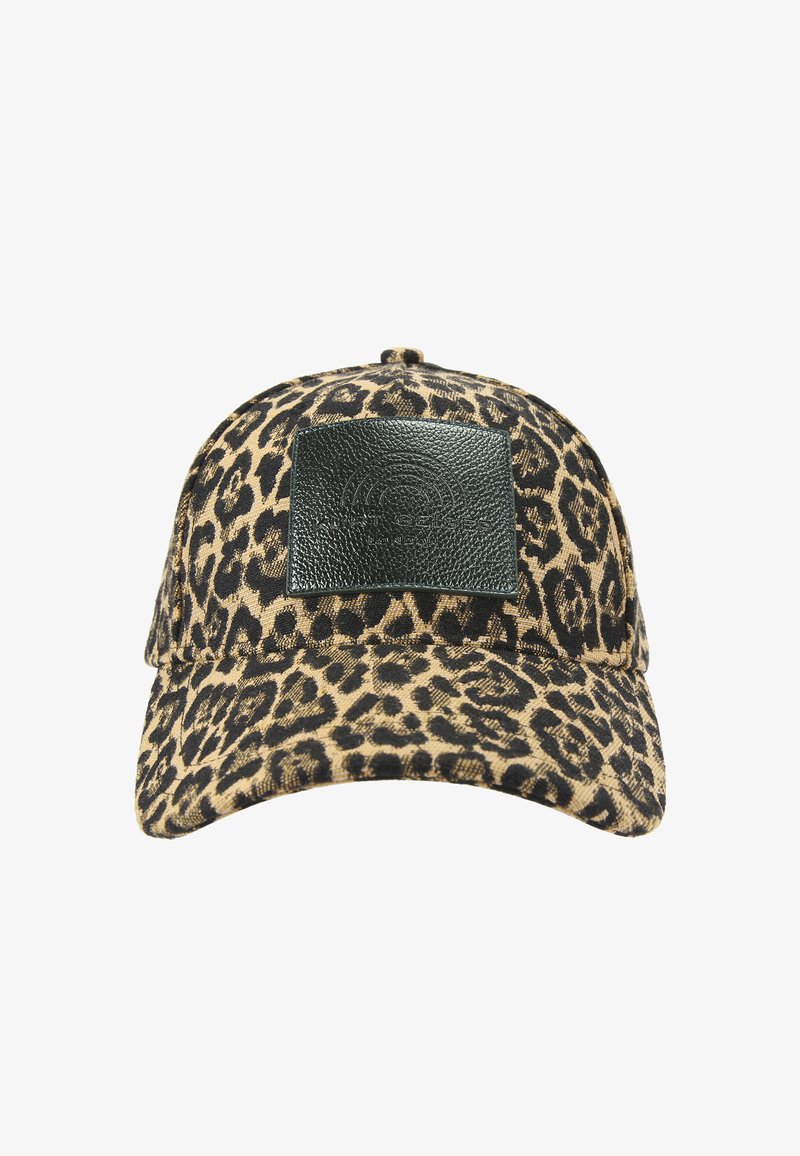 Petrolpetten in beige en zwart stof met een getextureerde zwarte leren patch aan de voorkant. Gebogen klep, verstelbare achterkant.