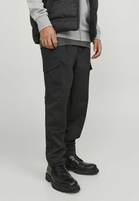 Jack & Jones - JPSTBILL  - Cargobukser - black Miniaturebillede 1