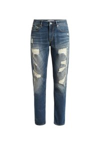 Jeans in denim blu con una vestibilità rilassata, caratterizzati da numerosi strappi e bordi sfilacciati. Chiusura con bottone e design standard a cinque tasche.