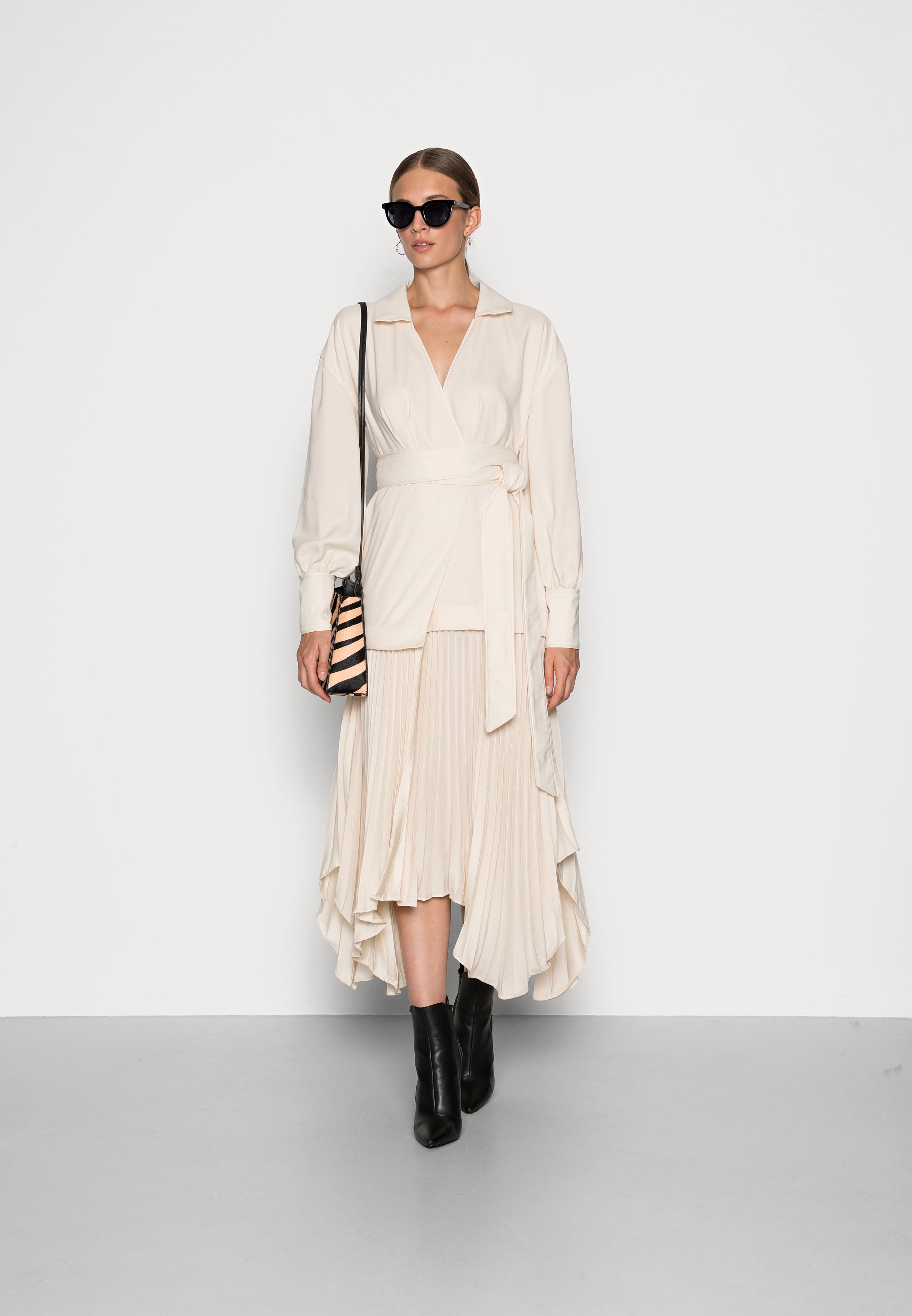 cmeo collective thousand times dress