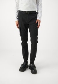 Only & Sons ONSCAM STAGE BELT PANT LIFE - Kapsáče - black