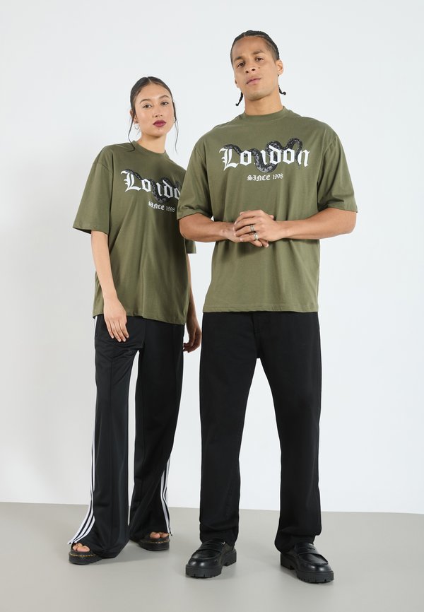 UNISEX - Print T-shirt - grape leaf2