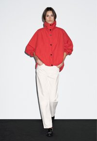 Massimo Dutti NECK - Veste légère - red