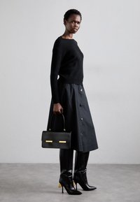 BORSA - Rankinė per petį - nero