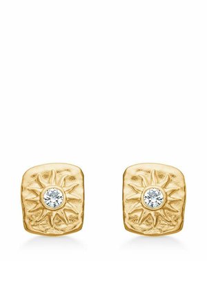 Par af gyldne firkantede ørestikker med solstråle-design og central klar ædelsten på hvid baggrund.