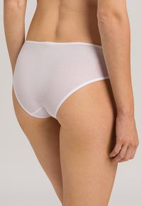 Hanro ULTRALIGHT - Slip - white