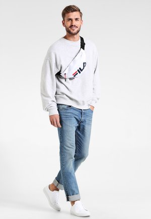 Fila Vyölaukku - white