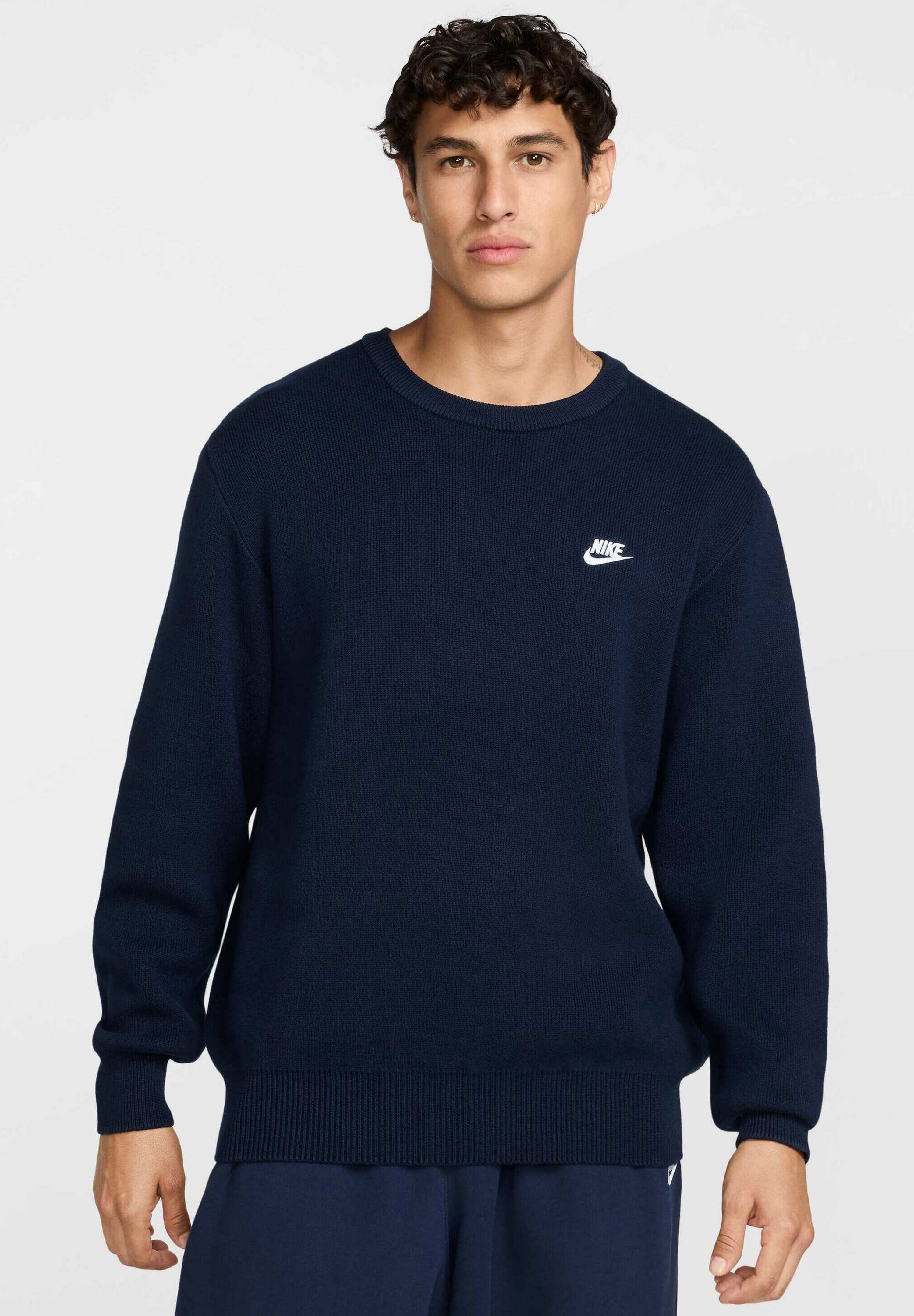 nike round neck jumper