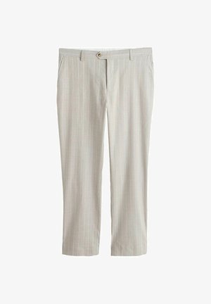 Beżowe, dopasowane męskie spodnie wizytowe z delikatnymi pionowymi prążkami, bocznymi kieszeniami, zapięciem na guzik i szlufkami na pasek.