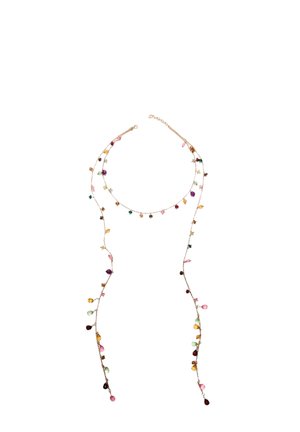 Collier doré avec de multiples accents en perles colorées. Il présente une chaîne délicate et des longueurs variées, créant un effet en cascade.