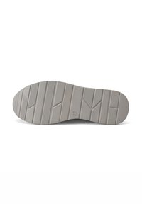 Suola di scarpa in gomma grigia con una superficie testurizzata, caratterizzata da motivi di grip orizzontali e verticali e un logo circolare al centro.