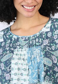 Deerberg Bluse - ink