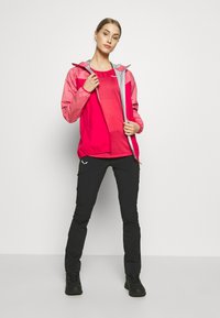 Salewa PUEZ TEE - T-shirt desportiva - rose/red melange
