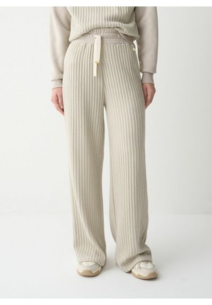 Colmar Originals CABLE-KNIT TRACKSUIT BOTTOMS - Trainingsbroek - sand