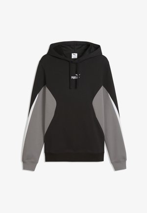 Melna džemperjakas ar pelēkām un baltām krāsu blokādas piedurknēm, priekšējo kabatu, kapuci ar aukliņu un nelielu baltu Puma logotipu krūtīs.