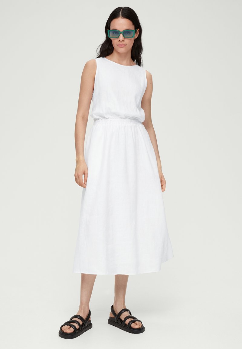 s.Oliver MIT CUT OUT - Freizeitkleid - weiß