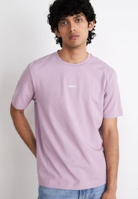 BOSS - TCHUP - Basic T-shirt - light pastel purple Thumbnail Image 1