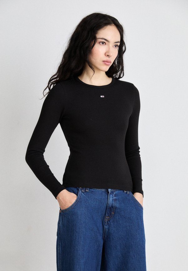SLIM ESSENTIAL - Long sleeved top