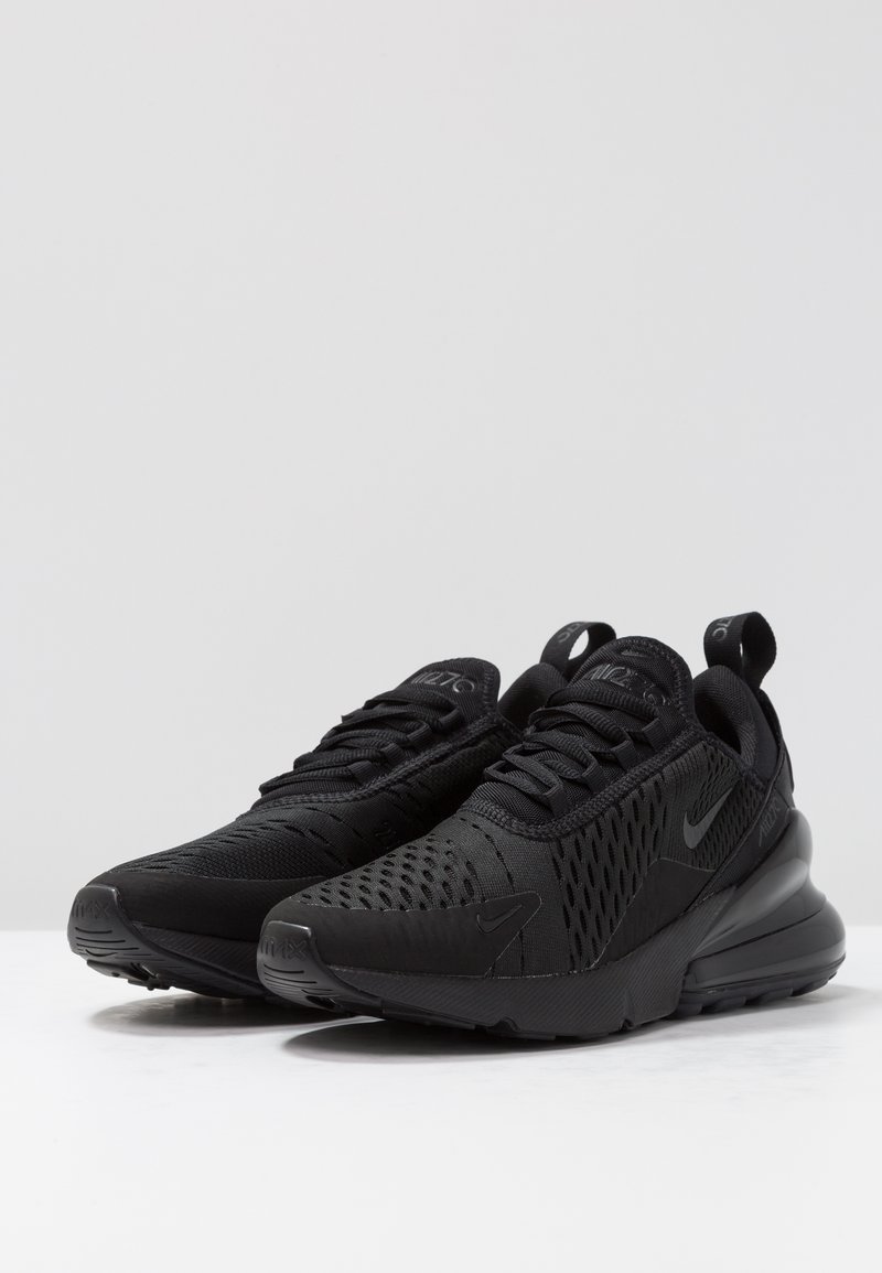 black nike 270 size 4