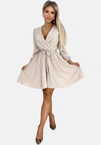 NUMOCO WITH BELT - Rochie de zi - beig
