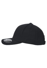 Must täiustatud must müts, tekstuuriga kangas ja kumer visor. Esiosas on logopatch ning pealmisel osal ventilatsiooniavad.