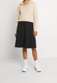 b.young Strickpullover - beige